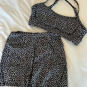 Black & White Polka Dot Two-Piece Active Set